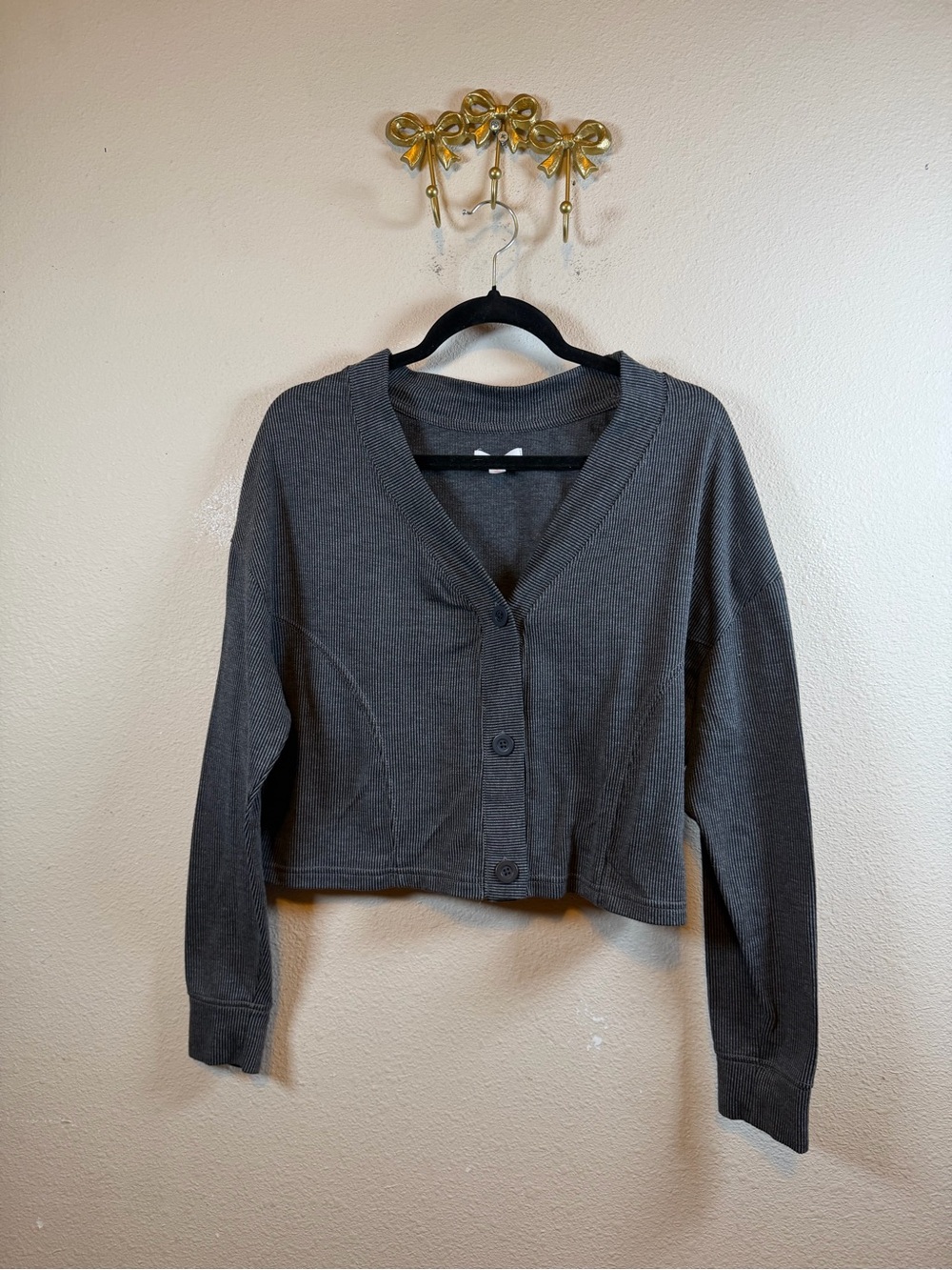 Colsie Gray/Black Striped Knit Cardigan with Ling Sleeves. Size L